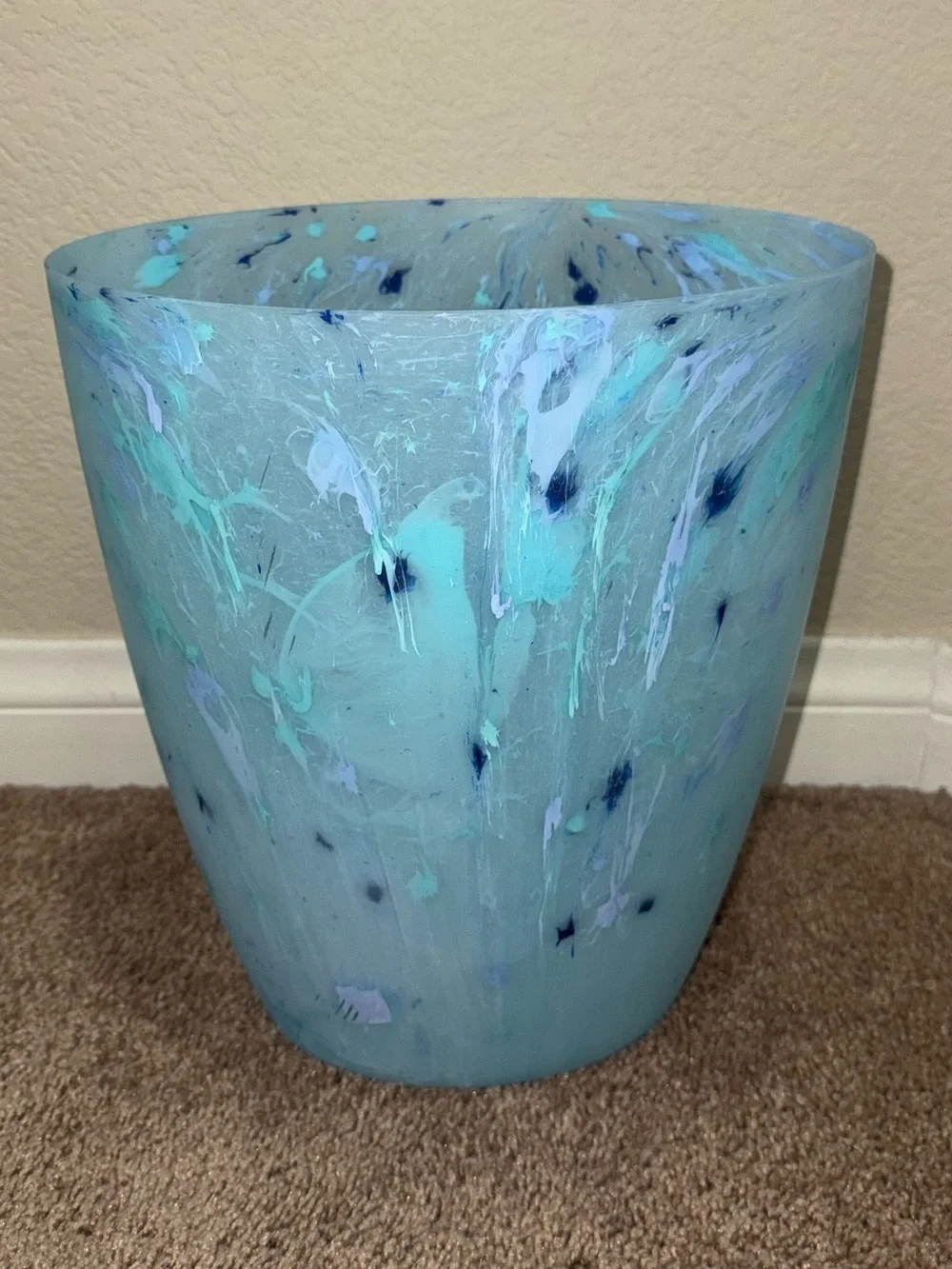 Wastebasket - Picture 1 of 2